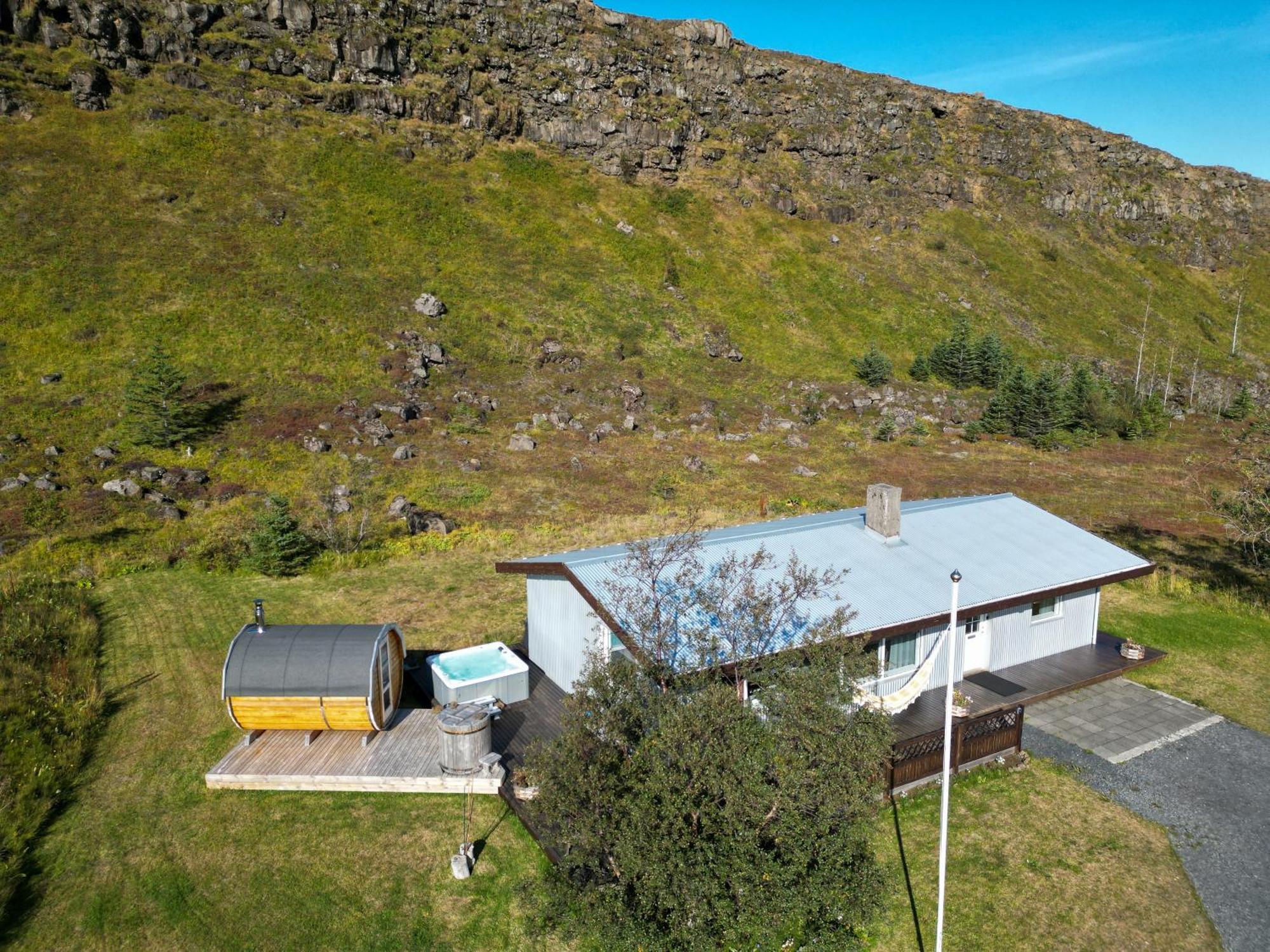 Holiday home Kamburinn *